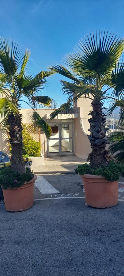 Chambre D Hote Avec Clim Terrasse Et Petit Dejeuner Hauteurs De Nice Eksteriør bilde