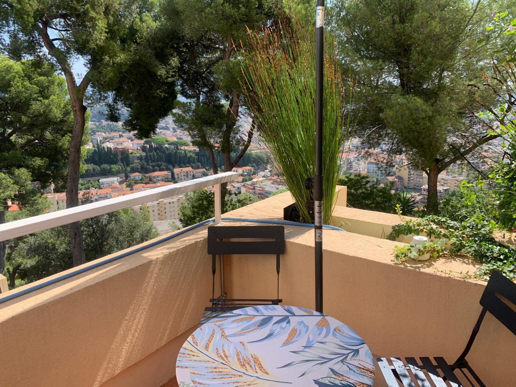 Chambre D Hote Avec Clim Terrasse Et Petit Dejeuner Hauteurs De Nice Eksteriør bilde